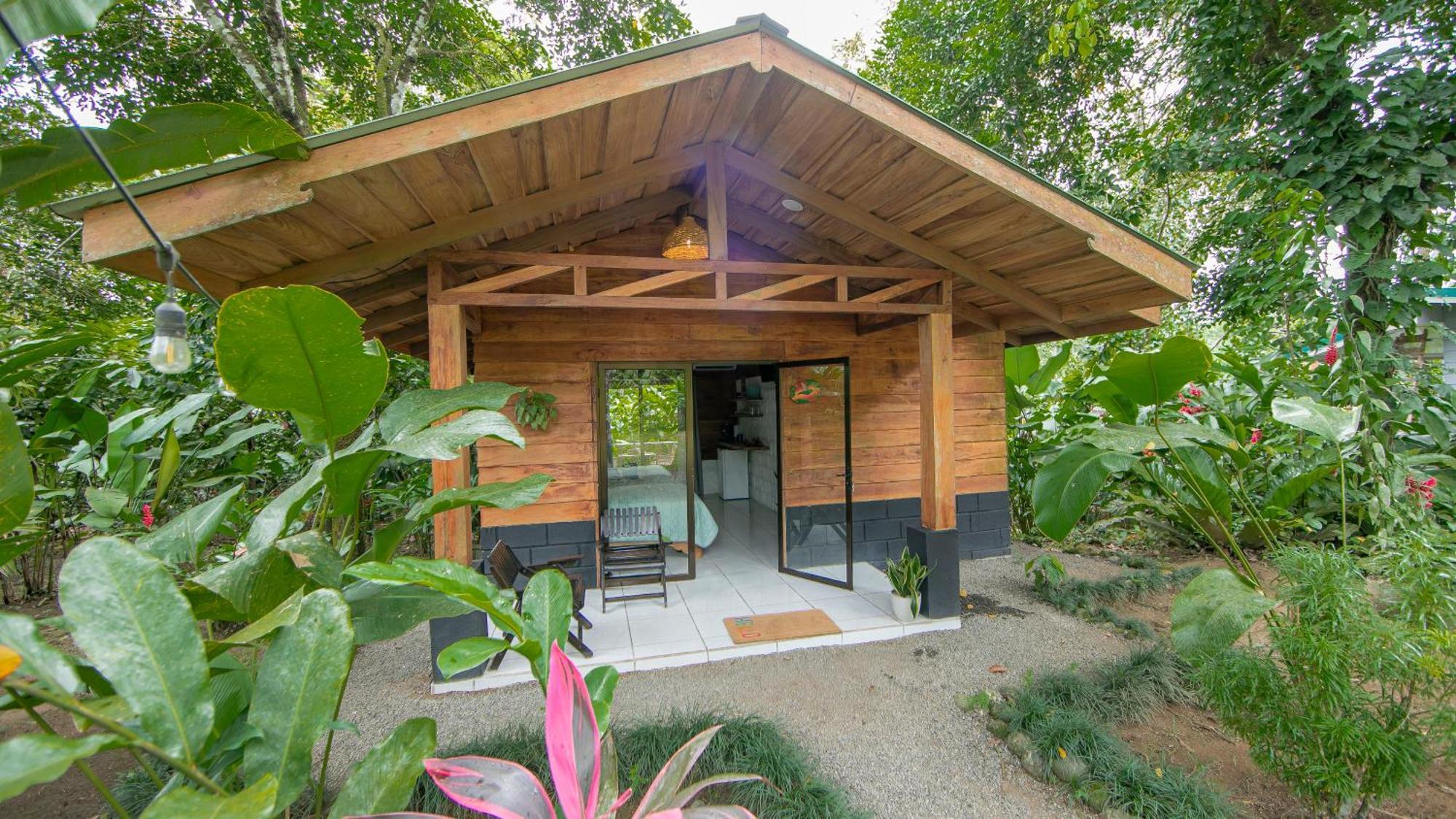 Eden Organic Farm & Bungalows La Fortuna Szoba fotó